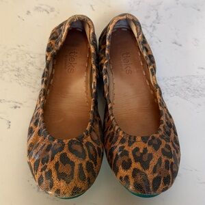 Tieks Leopard Print Leather Ballet Flats Brown Tan Color Womens Size 6